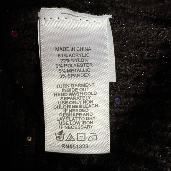 1.STATE Long Sleeve Square Neck Sweater NWT Size Medium M Black - Picture 7 of 7